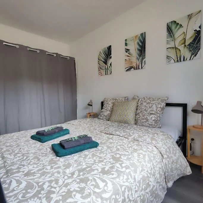 Chez Nadia 3 Chambres Cazes-Mondenard Apartment