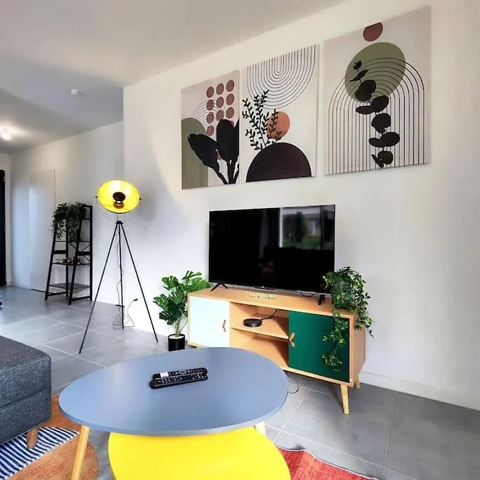 Chez Nadia 3 Chambres Cazes-Mondenard 0*,  France